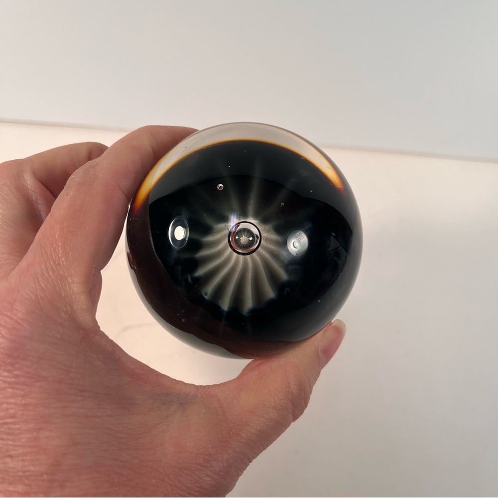 David Smallhouse black one bubble paperweight 2004 art glass